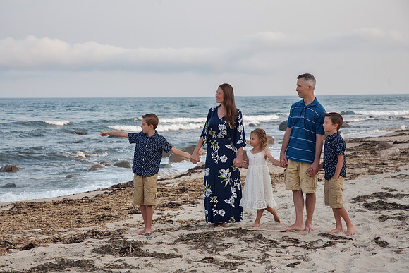 119a_HDR McCullough Family 2021