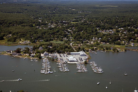 087a_Mystic River 2012