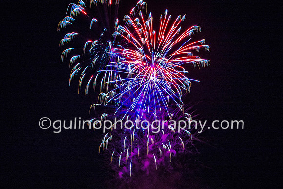 07aHDR_River House Fireworks  2018
